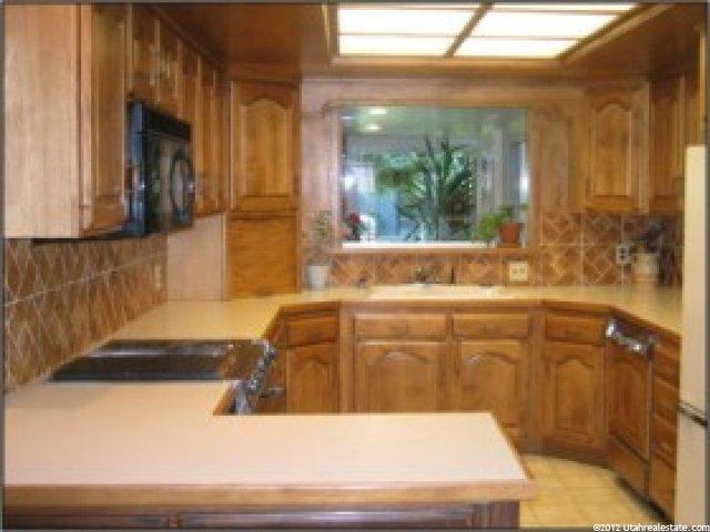 192 N 100 E, Farmington, UT 84025 — photo 5