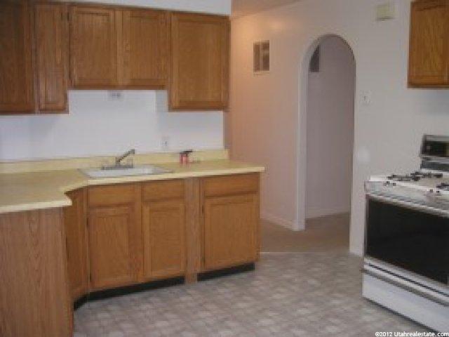 75 S Talbot Dr, Layton, UT 84041 — photo 3