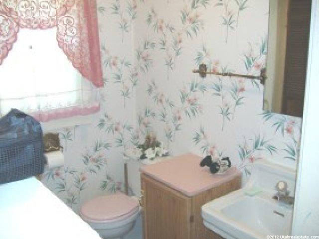404 Park Ave, Logan, UT 84321 — photo 6
