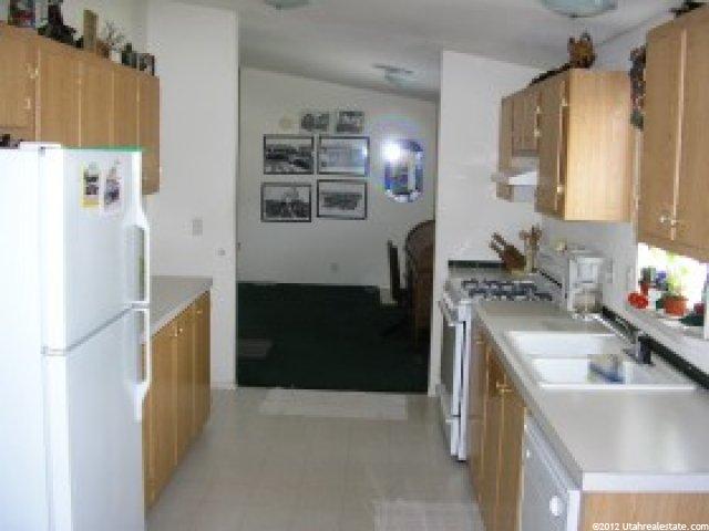155 N Pingree Ave, Ogden, UT 84404 — photo 4