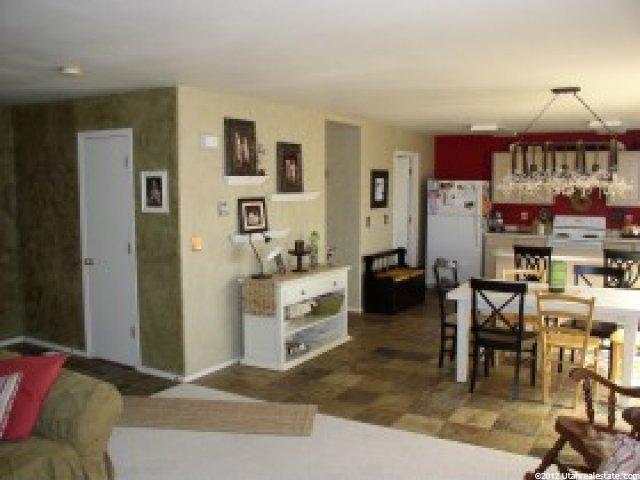 190 E 1325 N, Layton, UT 84041 — photo 3