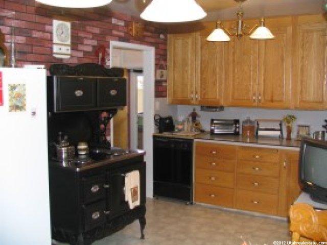 4790 S 2025 W, Roy, UT 84067 — photo 6