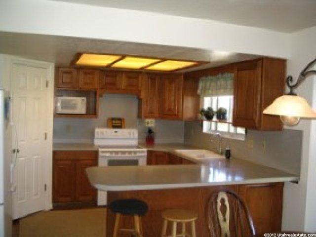 1066 N 2925 W, Layton, UT 84041 — photo 4