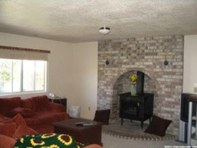 1066 N 2925 W, Layton, UT 84041 — photo 5