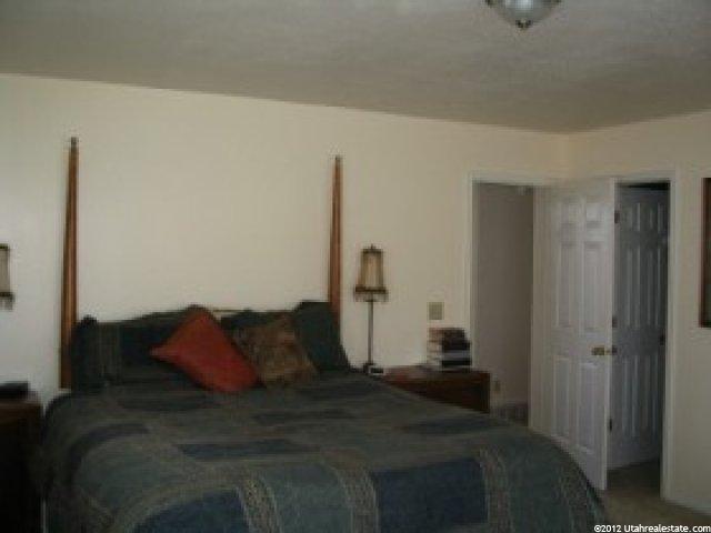 1066 N 2925 W, Layton, UT 84041 — photo 7