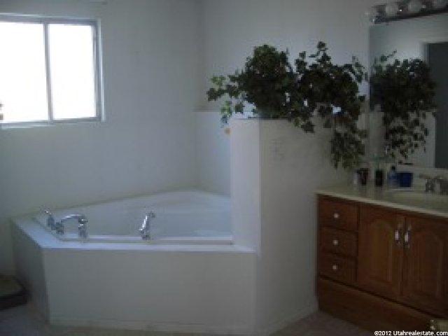 1737 N 625 E, North Ogden, UT 84414 — photo 8