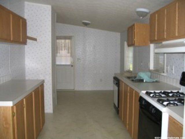 3750 Midland Dr, Roy, UT 84067 — photo 2