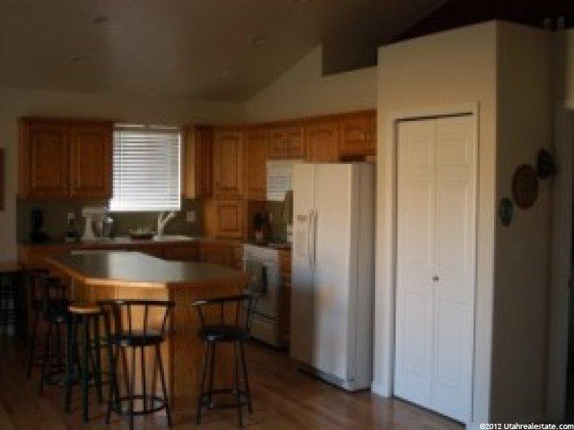 3910 N 2750 W, Farr West, UT 84404 — photo 4