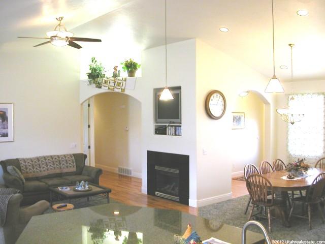 840 Jessis Meadow Dr, West Bountiful, UT 84087 — photo 7