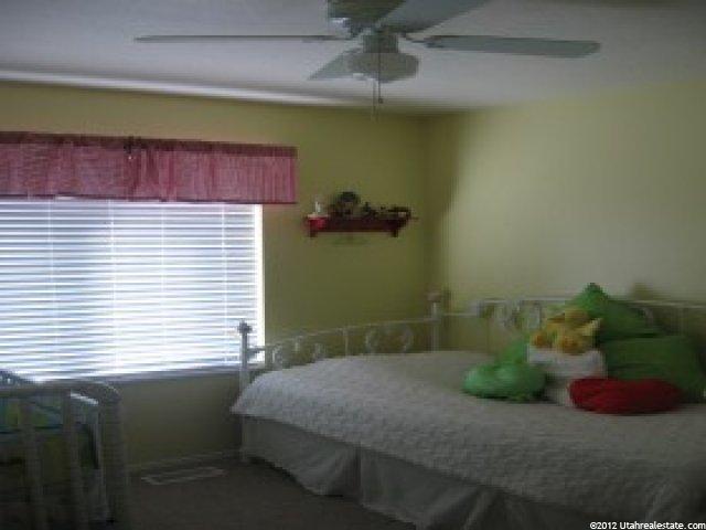 774 W 1740 N, Clinton, UT 84015 — photo 4