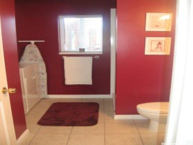 774 W 1740 N, Clinton, UT 84015 — photo 6