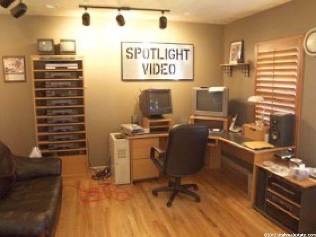 990 E Majesty Cir, Sandy, UT 84094 — photo 7
