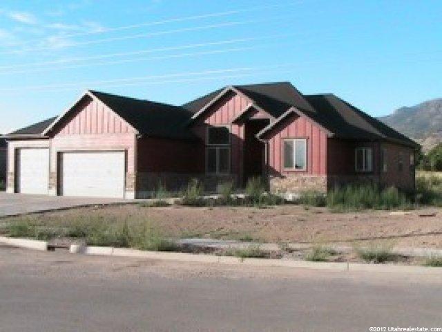 2067 S 450 E, Kaysville, UT 84037 — photo 2