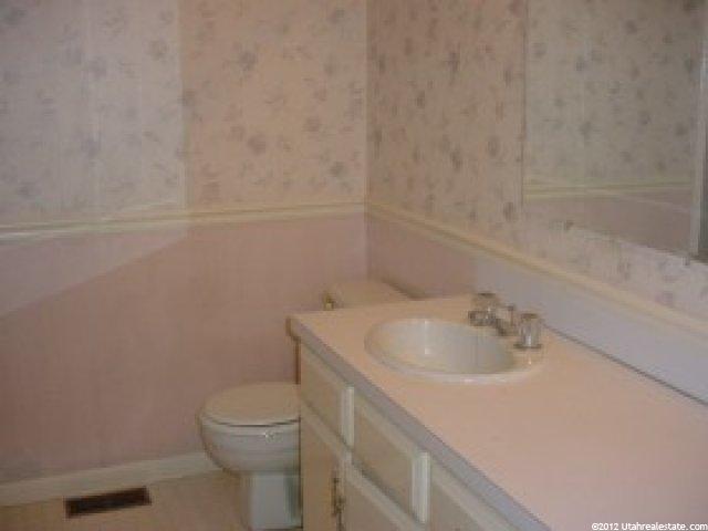 4062 Bona Villa Dr, Ogden, UT 84403 — photo 6