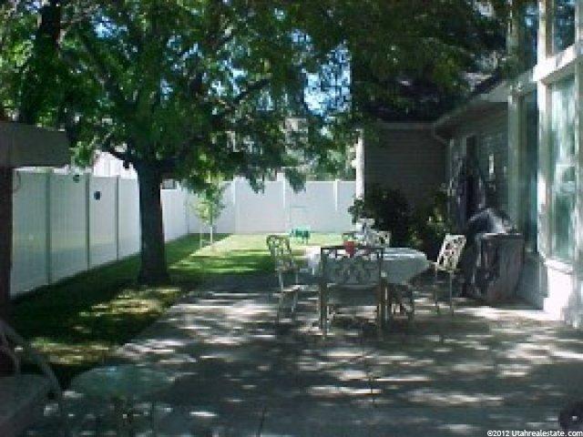 439 Rawlins Cir, Centerville, UT 84014 — photo 2