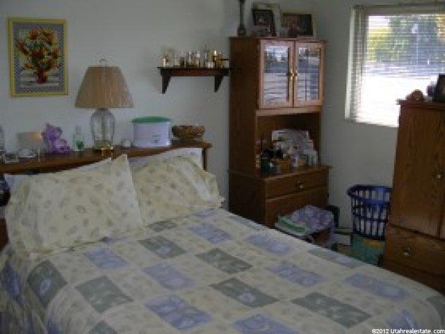 685 E 1750 N, North Ogden, UT 84414 — photo 4