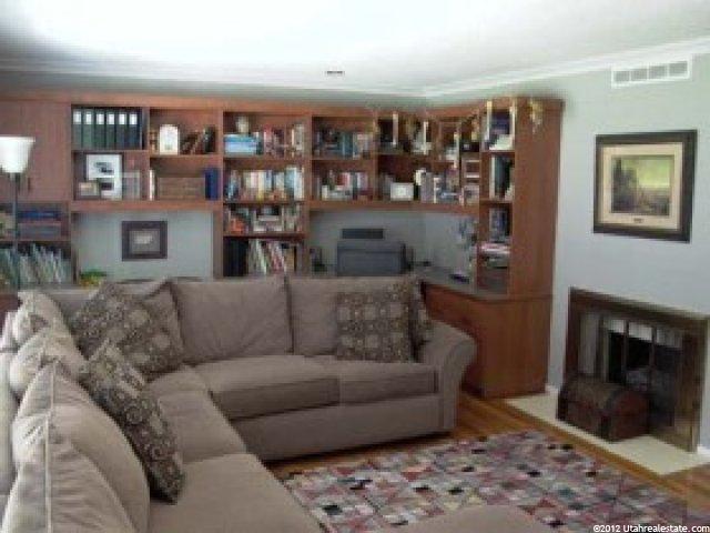 5318 Avalon Dr, Murray, UT 84107 — photo 2