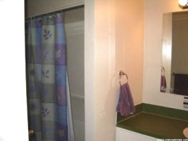 1088 N 1250 E #M, Layton, UT 84040 — photo 3