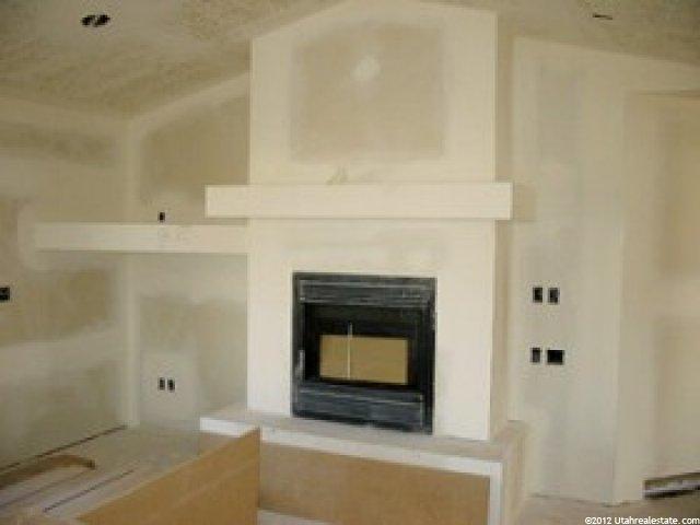 1034 W Mountain Orchard Dr, Pleasant View, UT 84414 — photo 2