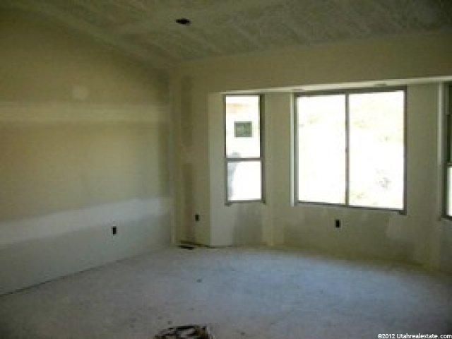 1034 W Mountain Orchard Dr, Pleasant View, UT 84414 — photo 4
