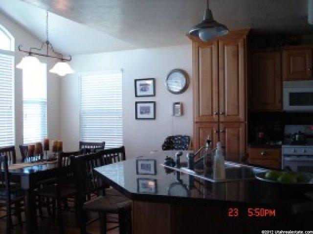 1431 Troon Dr, Syracuse, UT 84075 — photo 2