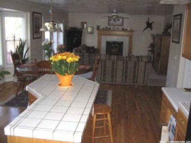 2011 Sweetbriar Ln, Sandy, UT 84092 — photo 2