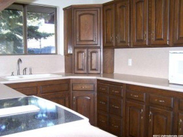 694 E 500 S, Bountiful, UT 84010 — photo 3