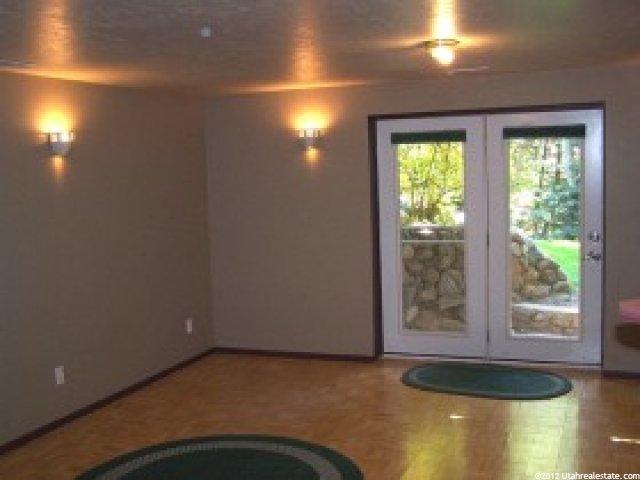 694 E 500 S, Bountiful, UT 84010 — photo 6