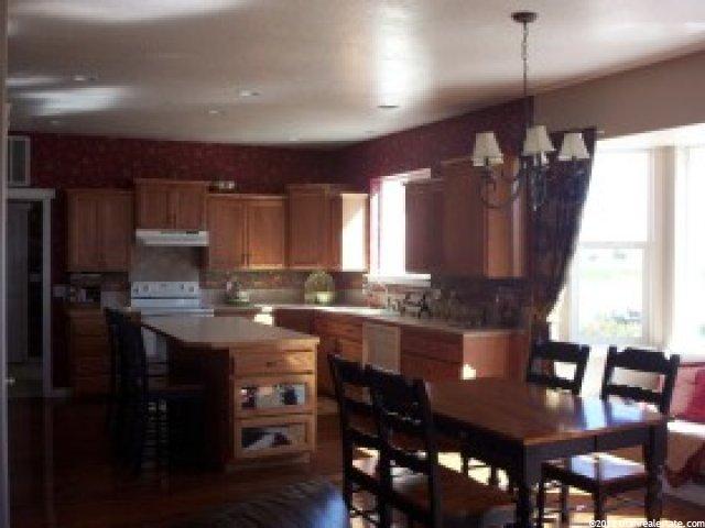 1011 S 2000 E, Vernal, UT 84078 — photo 2