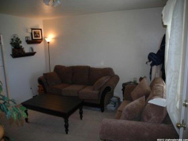 17 Somerset Pl W, Logan, UT 84341 — photo 2
