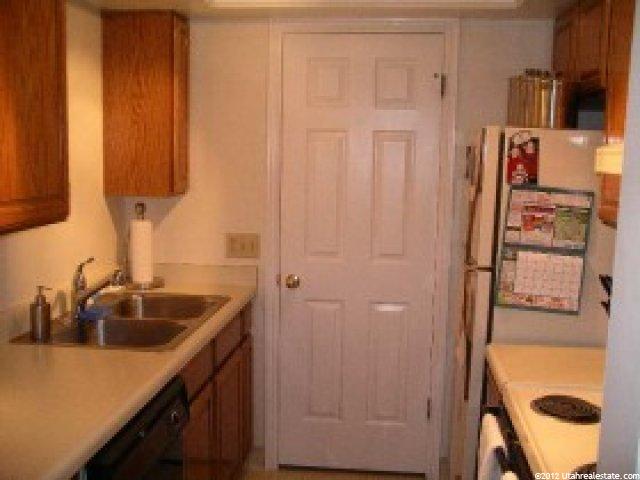 9134 S Scirlein Dr E, Sandy, UT 84094 — photo 3