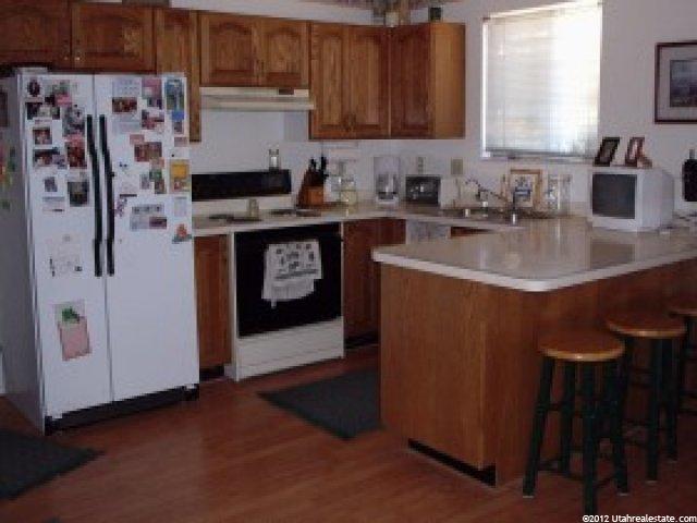 2290 S 300 W, Clearfield, UT 84015 — photo 4