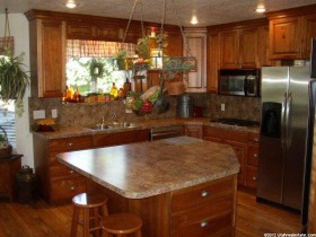 281 N Main St, Hyde Park, UT 84318 — photo 4