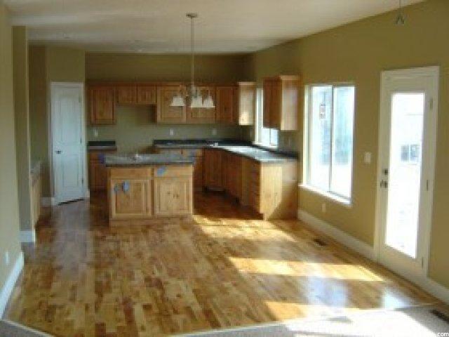 933 W 2400 S, Syracuse, UT 84075 — photo 2