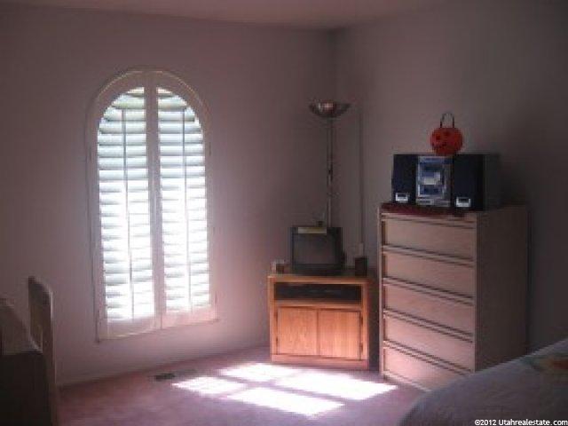 692 E 3050 N, North Ogden, UT 84414 — photo 3