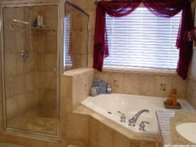 2417 N 10 W, Layton, UT 84041 — photo 3