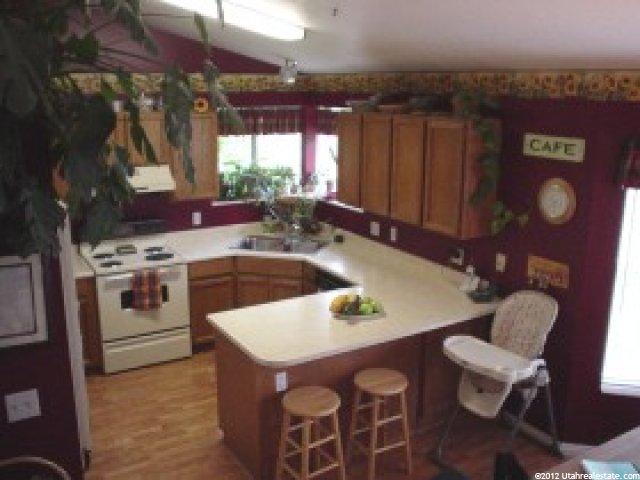 966 E 325 S, Layton, UT 84041 — photo 3