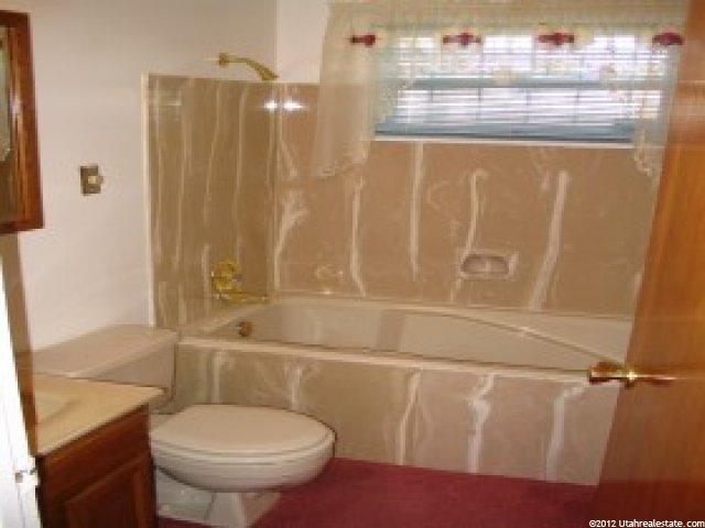 5752 S 4580 W, Kearns, UT 84118 — photo 7