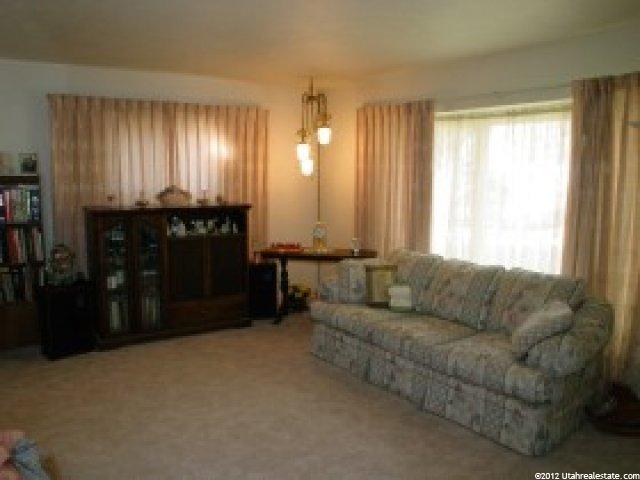 93 S 350 E, Clearfield, UT 84015 — photo 4