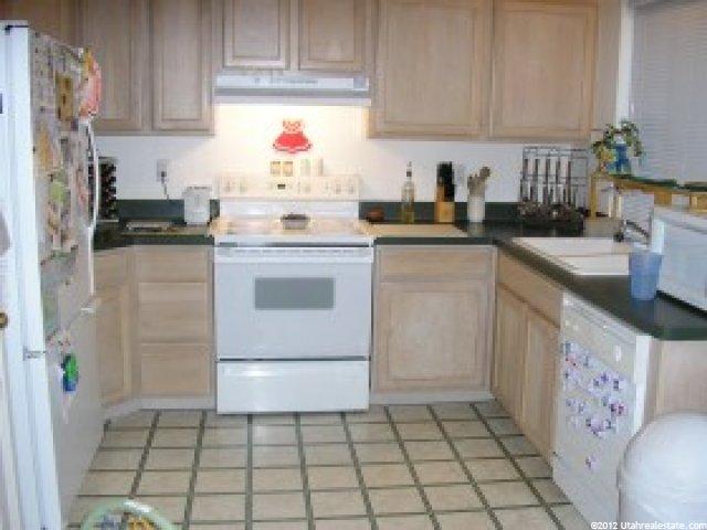 554 N Orchard Ave, Ogden, UT 84404 — photo 2