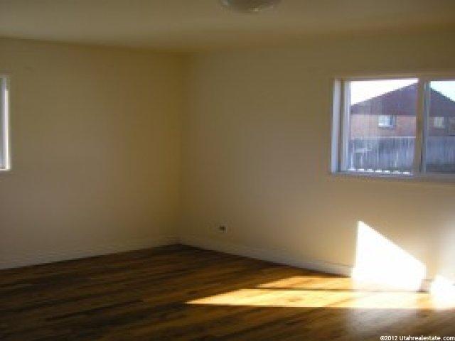 325 E 4650 S, Washington Terrace, UT 84405 — photo 4