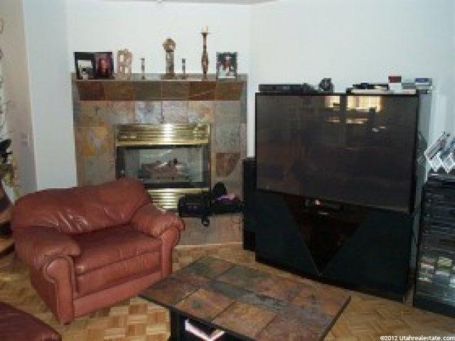 2022 E Walker Meadows Cir, Holladay, UT 84117 — photo 2
