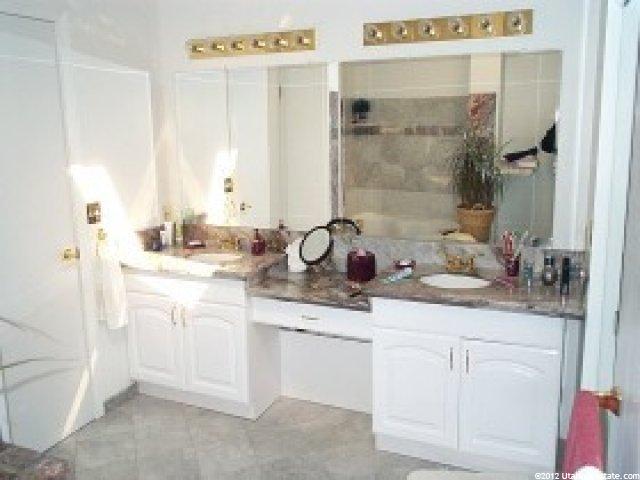 2022 E Walker Meadows Cir, Holladay, UT 84117 — photo 4