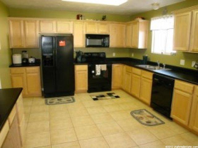 723 E 1800 S, Clearfield, UT 84015 — photo 7