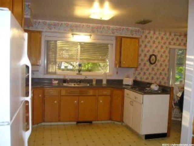 3853 S 775 W, Bountiful, UT 84010 — photo 3