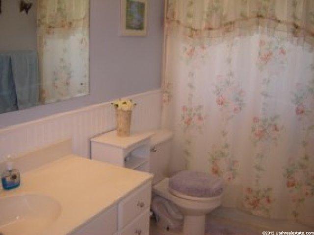 777 E 600 N, Layton, UT 84041 — photo 5