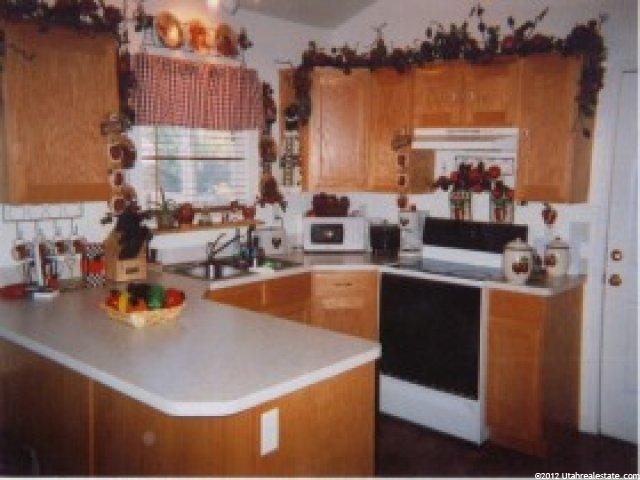 535 W 860 S, Tremonton, UT 84337 — photo 4