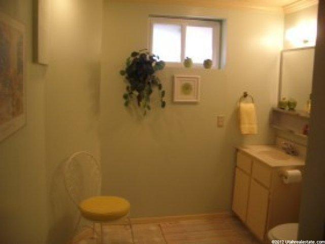1065 Sharron Ct, Ogden, UT 84404 — photo 4