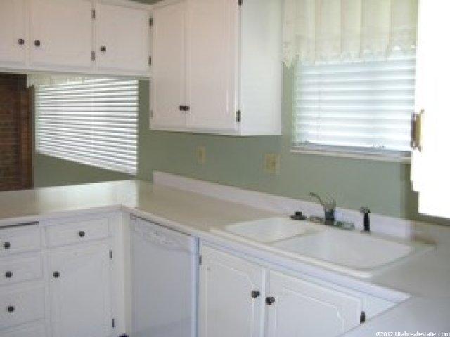 11729 Nicklaus Rd, Sandy, UT 84092 — photo 2