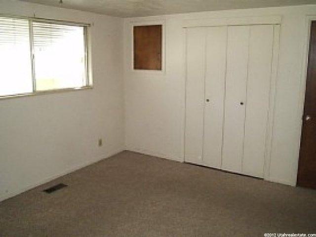 5045 S 2325 W, Roy, UT 84067 — photo 4